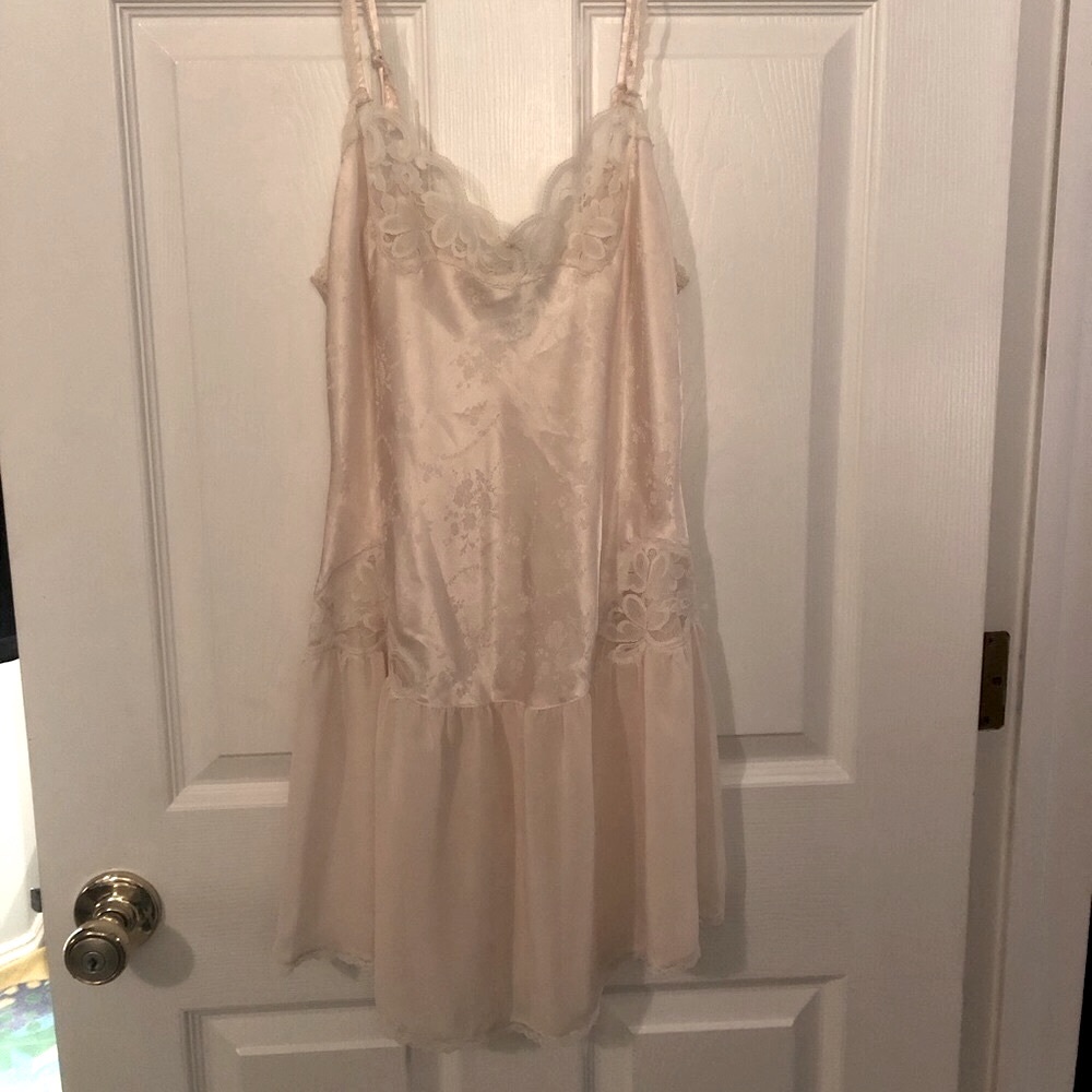 M.T. Morgan Taylor lingerie